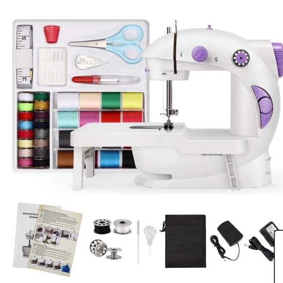 Sewing Machine - Picture 2 of 8